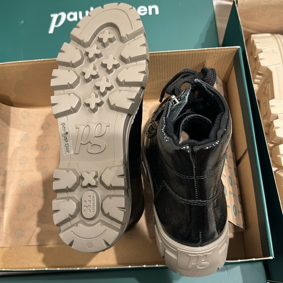 High top Sneaker. US SIZES. Black PATENT Leather. - Picture 5 of 7